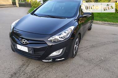 Хэтчбек Hyundai i30 2012 в Луцке