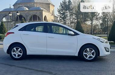 Хэтчбек Hyundai i30 2012 в Измаиле