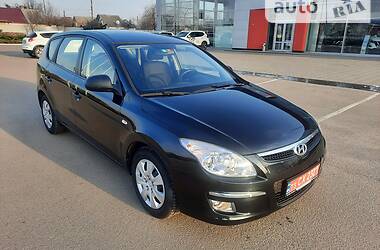 Универсал Hyundai i30 2010 в Полтаве