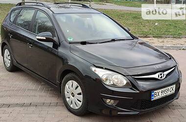 Универсал Hyundai i30 2010 в Хмельницком