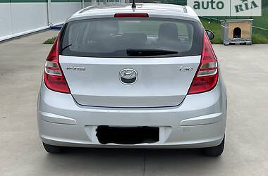 Хэтчбек Hyundai i30 2009 в Никополе