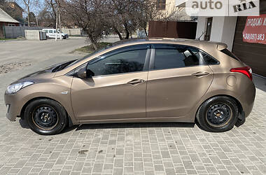 Хэтчбек Hyundai i30 2013 в Днепре