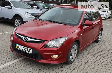 Хэтчбек Hyundai i30 2011 в Днепре