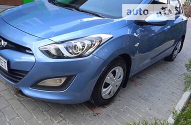 Хэтчбек Hyundai i30 2012 в Северодонецке