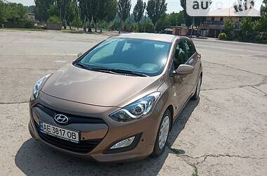 Хэтчбек Hyundai i30 2012 в Кривом Роге