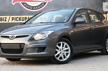 Хэтчбек Hyundai i30 2010 в Бердичеве