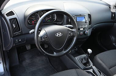 Хэтчбек Hyundai i30 2010 в Бердичеве