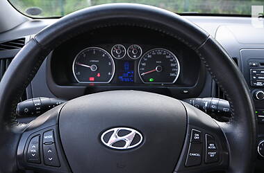 Хэтчбек Hyundai i30 2010 в Бердичеве