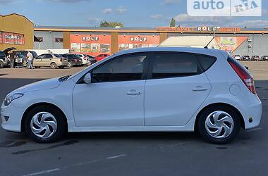 Хэтчбек Hyundai i30 2011 в Житомире