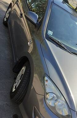 Хэтчбек Hyundai i30 2011 в Житомире