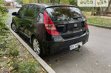 Хэтчбек Hyundai i30 2010 в Хмельницком