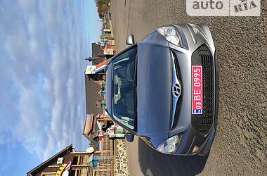 Универсал Hyundai i30 2011 в Ровно