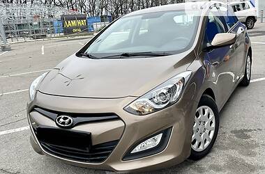 Хэтчбек Hyundai i30 2013 в Днепре