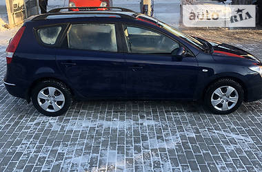 Универсал Hyundai i30 2009 в Здолбунове