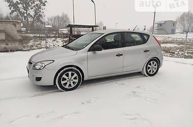 Хэтчбек Hyundai i30 2009 в Звенигородке