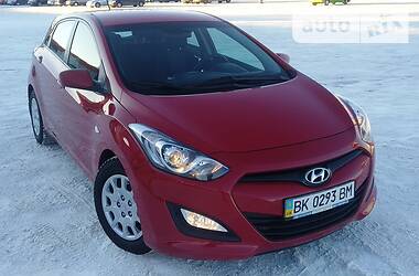 Хэтчбек Hyundai i30 2013 в Ровно