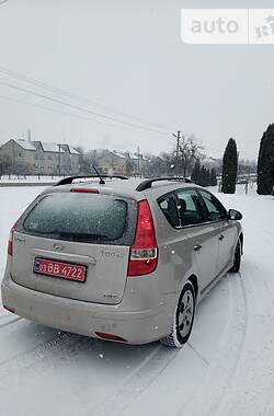 Универсал Hyundai i30 2012 в Дубно