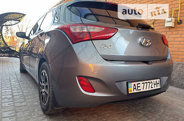 Хэтчбек Hyundai i30 2013 в Днепре