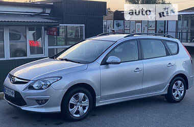 Универсал Hyundai i30 2012 в 