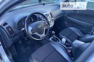 Универсал Hyundai i30 2012 в 
