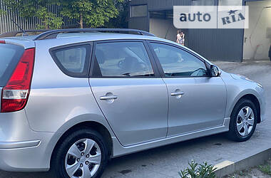 Универсал Hyundai i30 2012 в 
