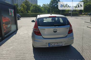 Хэтчбек Hyundai i30 2007 в Львове