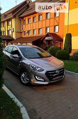 Универсал Hyundai i30 2017 в Рогатине