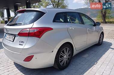 Универсал Hyundai i30 2013 в Ужгороде