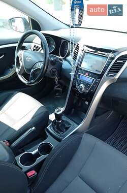 Универсал Hyundai i30 2013 в Ужгороде