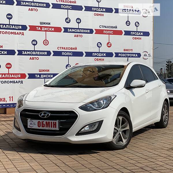 Хэтчбек Hyundai i30 2016 в Кривом Роге