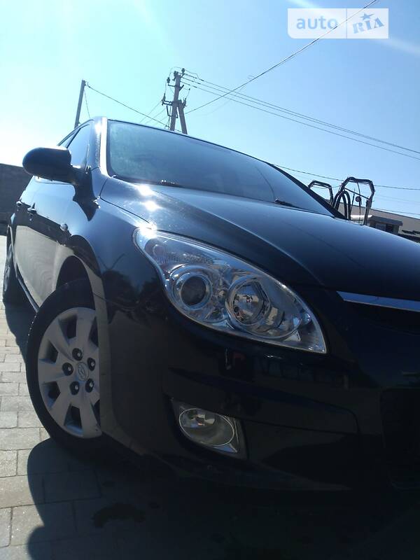 Хэтчбек Hyundai i30 2008 в Львове