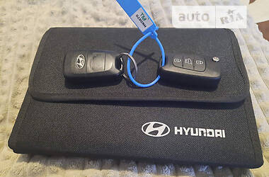 Универсал Hyundai i30 2016 в Ужгороде