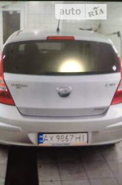 Хэтчбек Hyundai i30 2009 в Харькове