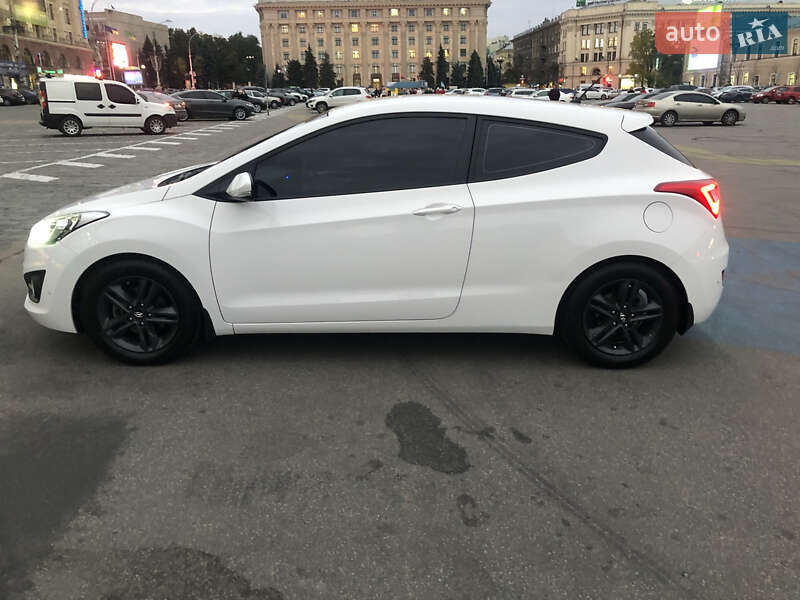 Купе Hyundai i30 2013 в Харькове