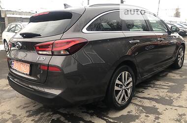 Универсал Hyundai i30 2018 в Хмельницком