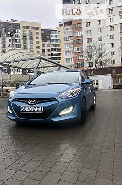 Универсал Hyundai i30 2013 в Тернополе