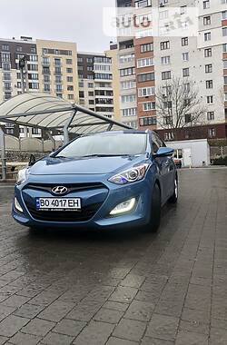 Універсал Hyundai i30 2013 в Тернополі