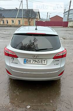 Универсал Hyundai i30 2013 в Хмельницком