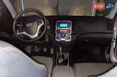 Универсал Hyundai i30 2010 в Харькове