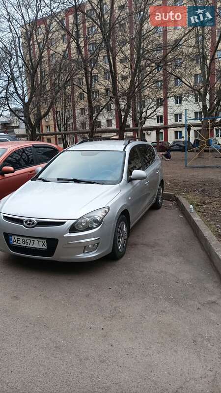Универсал Hyundai i30 2009 в Кривом Роге