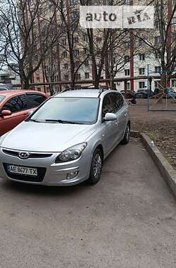 Универсал Hyundai i30 2009 в Кривом Роге