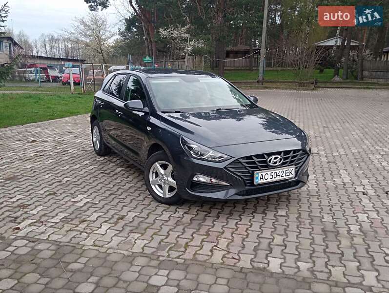 Хэтчбек Hyundai i30 2021 в 