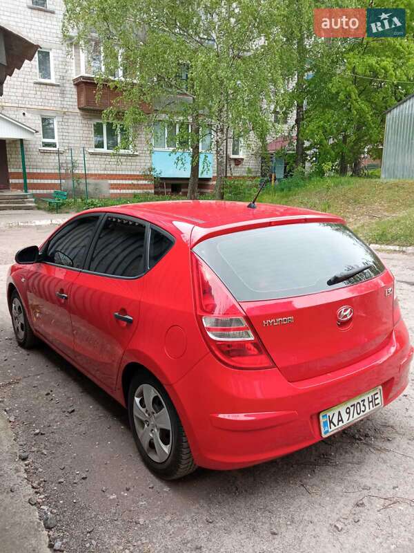 Хэтчбек Hyundai i30 2009 в Иванкове