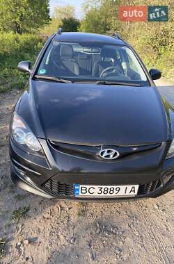 Універсал Hyundai i30 2010 в Радехові