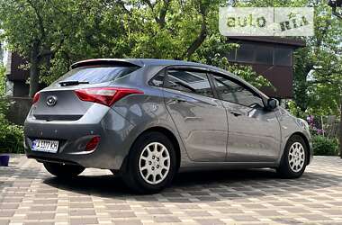 Хетчбек Hyundai i30 2013 в 