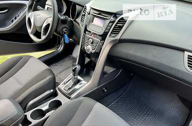 Хетчбек Hyundai i30 2013 в 