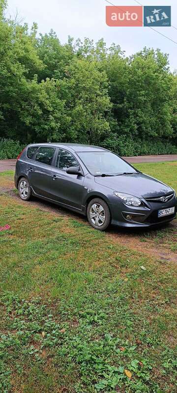 Універсал Hyundai i30 2010 в Олександрівці (Краматорського району)