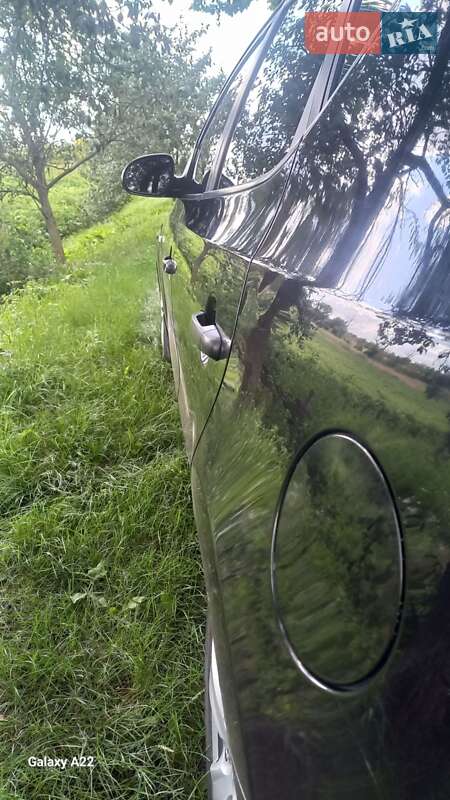 Хэтчбек Hyundai i30 2009 в Смеле