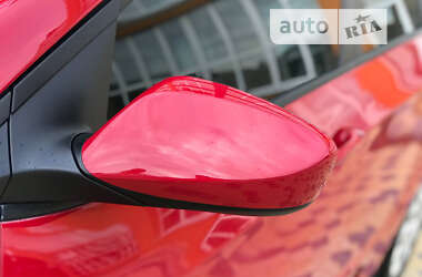 Хэтчбек Hyundai i30 2013 в 
