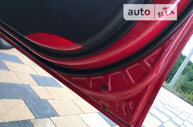 Хэтчбек Hyundai i30 2013 в 